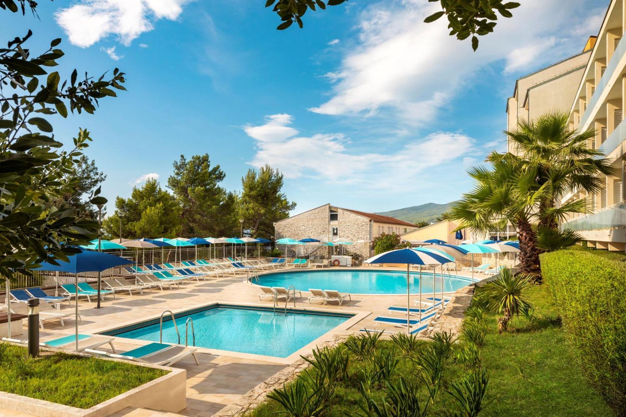 Sunny Rabac By Valamar ภายนอก รูปภาพ